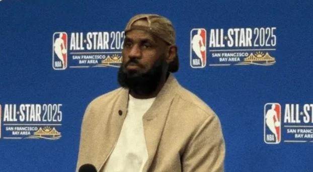 体育资讯-詹姆斯为季后赛考虑退出全明星 今日返回洛城备战